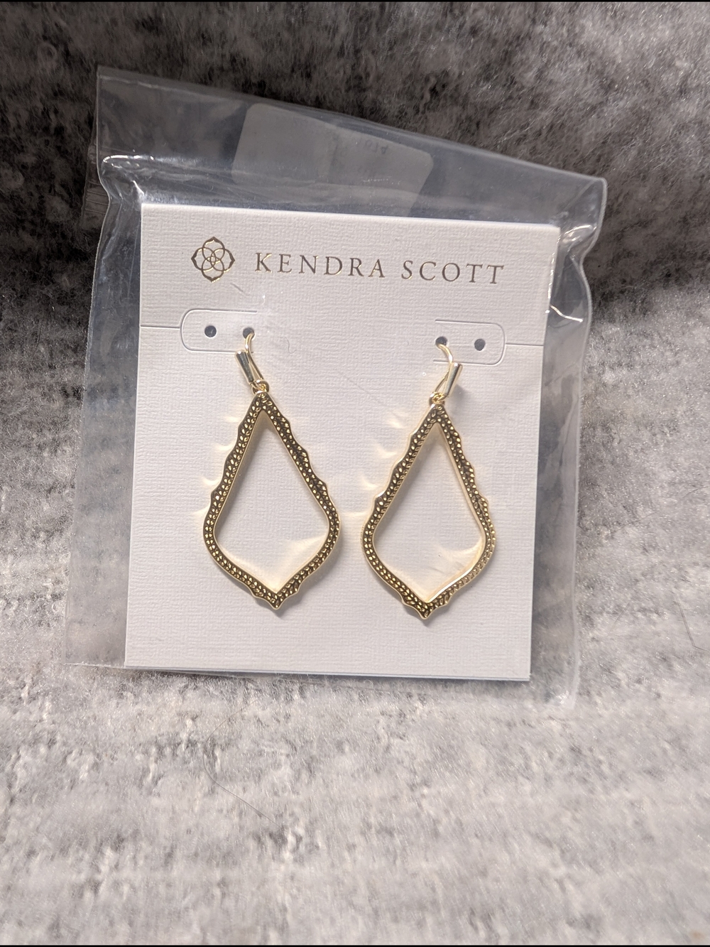 Kendra Scott Gold Drop Filigree Earrings